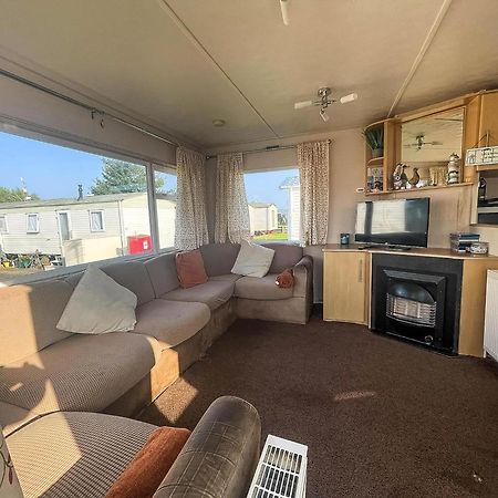 6 Berth Caravan For Hire By The Beach In Heacham, Norfolk Ref 21038C Exterior photo