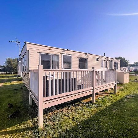 6 Berth Caravan For Hire By The Beach In Heacham, Norfolk Ref 21038C Exterior photo
