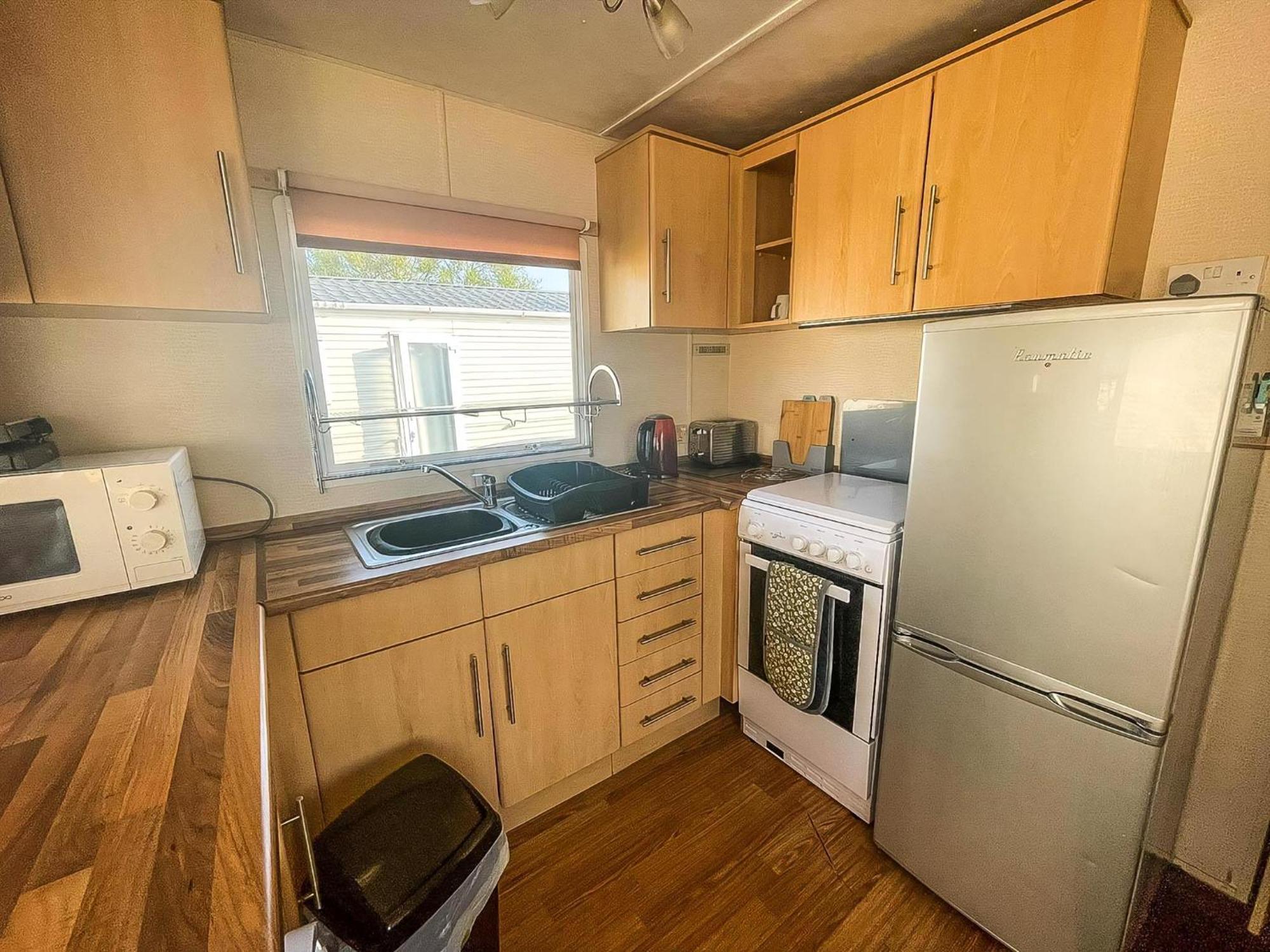 6 Berth Caravan For Hire By The Beach In Heacham, Norfolk Ref 21038C Exterior photo