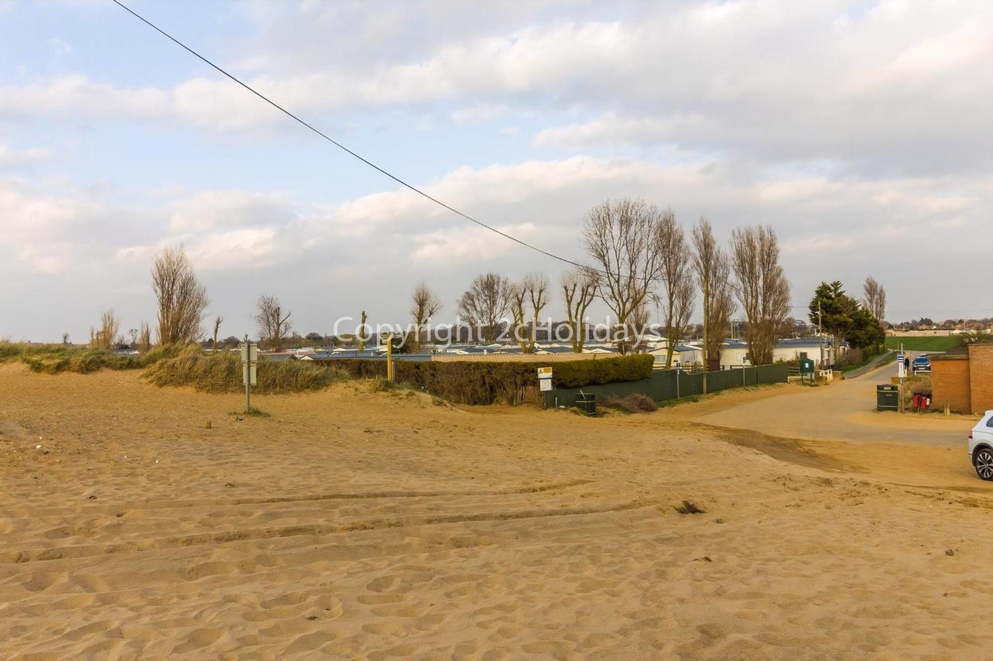 6 Berth Caravan For Hire By The Beach In Heacham, Norfolk Ref 21038C Exterior photo